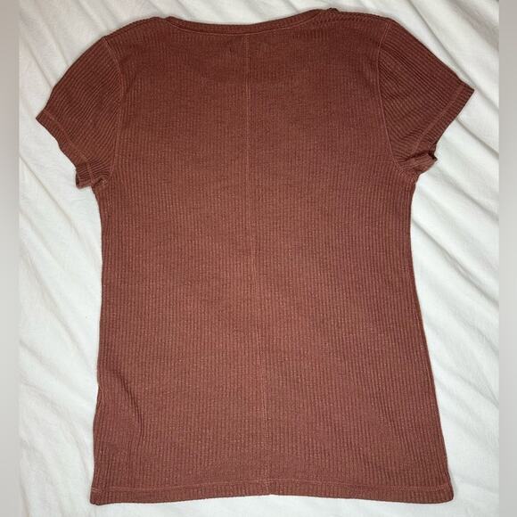 Abercrombie & Fitch Ribbed Scoop Neck Tee Women’s Large Brown Stretch Top - Picture 5 of 6